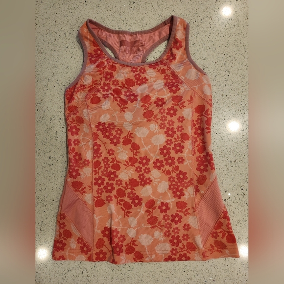Champion Tops - Red flowered workout tank XS